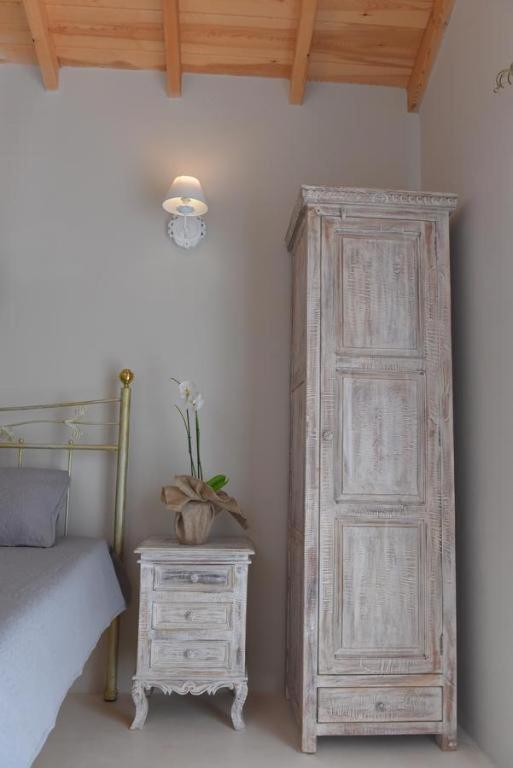 Oisyra Boutique Suites Ermupoli Zewnętrze zdjęcie
